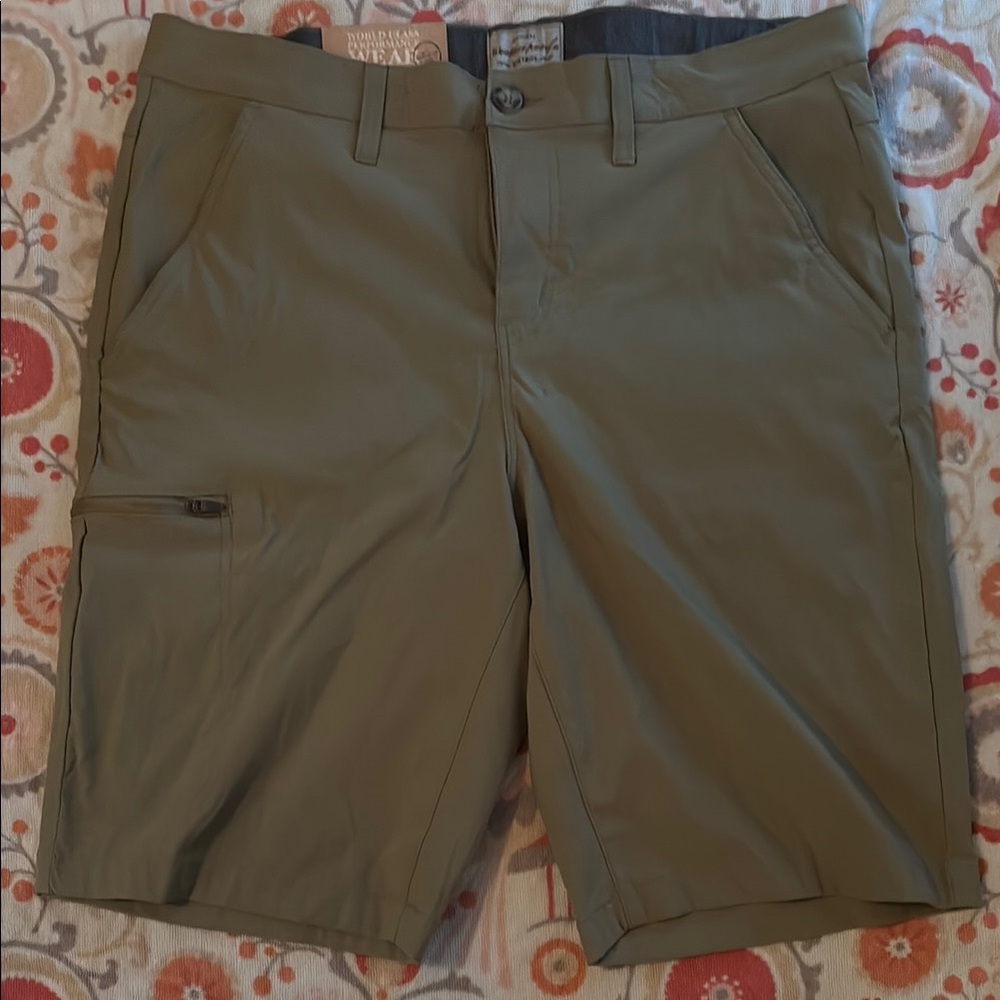 Men’s Vintage Dark Khaki Performance Shorts with Pockets Sz 34